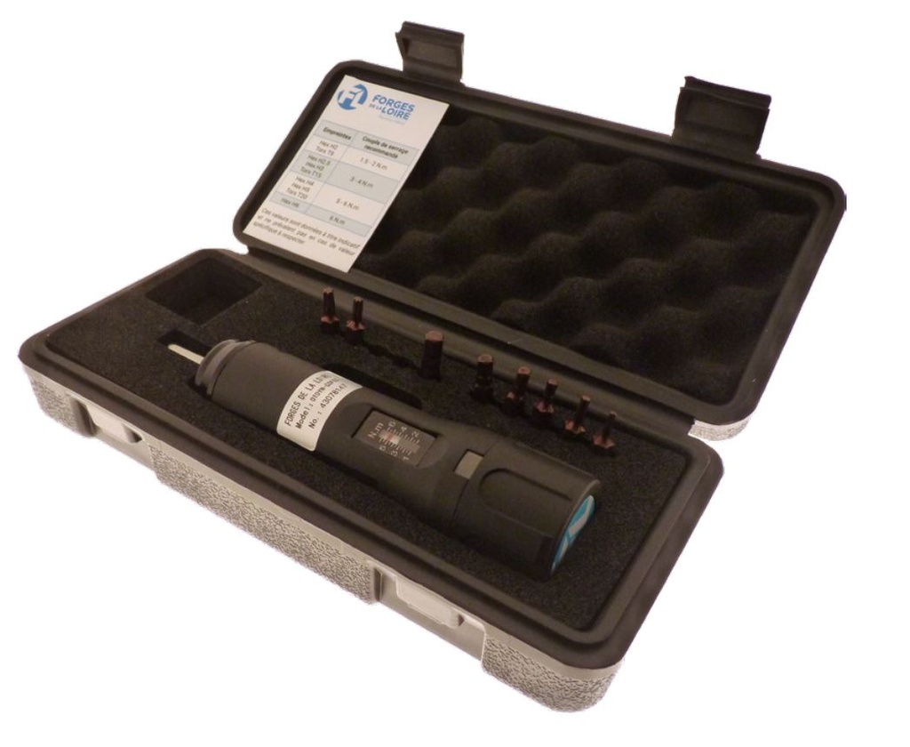 Tournevis dynamométrique   Hex.2/2.5/3/4/5/6 + T15/T20  Long. 156x39x39 (Coffret 8 embouts L25)