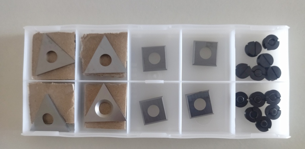 Set de rechange pour P.O. O01.0001M rainure extensible 5.2-8.5 (8 triangles + 4 GO Ep.2.0 + 12 vis)