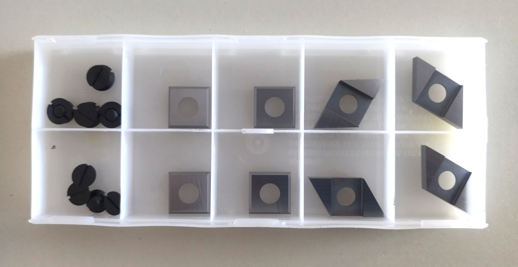 Set de rechange pour P.O. O01.0004 rainure extensible 4.2-7.5 (4 losanges + 4 GO Ep.1.5 + 8 vis)